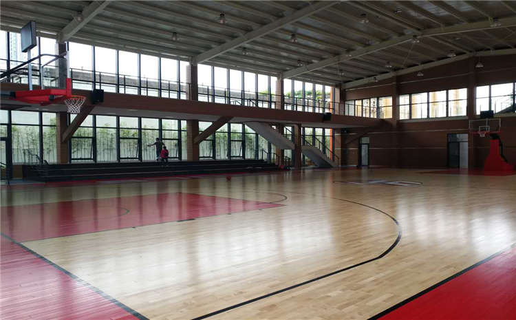 五角楓運動體育地板哪個牌子好？