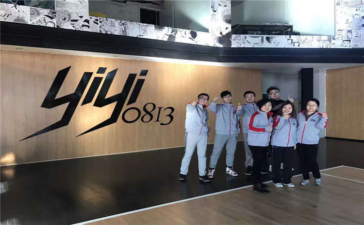春暖花開，運(yùn)動木地板切勿忘記保養(yǎng)